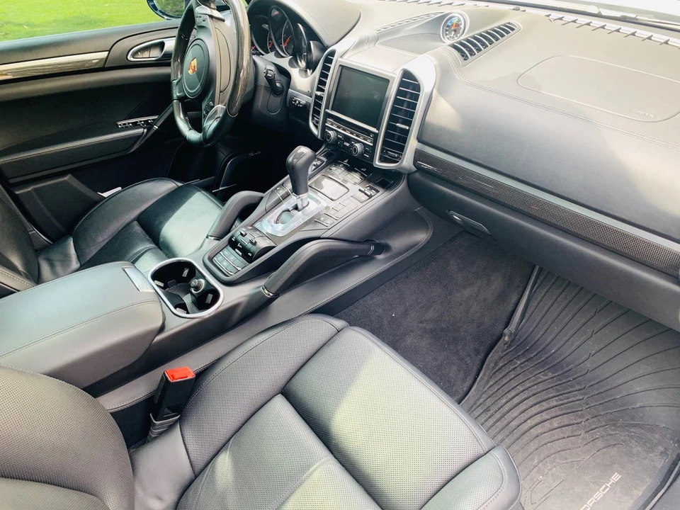 2014 Porsche 958 Cayenne Turbo - Image 17 of 19
