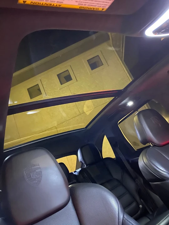2016 Porsche 958 Cayenne Turbo S - Image 9 of 11