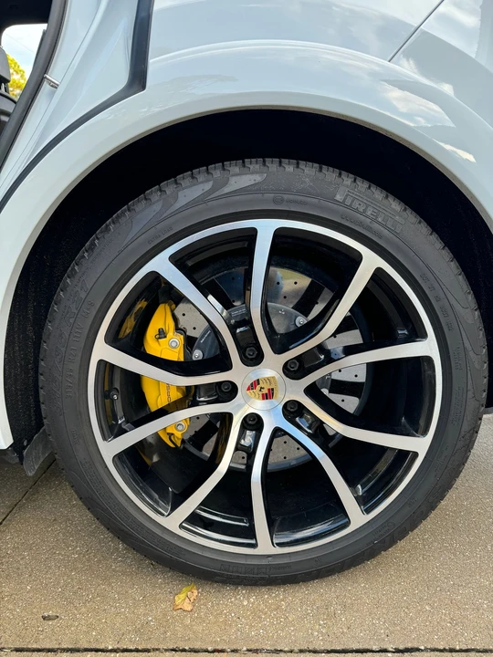 2019 Porsche 9Y0/9Y3 Cayenne Turbo - Image 8 of 16