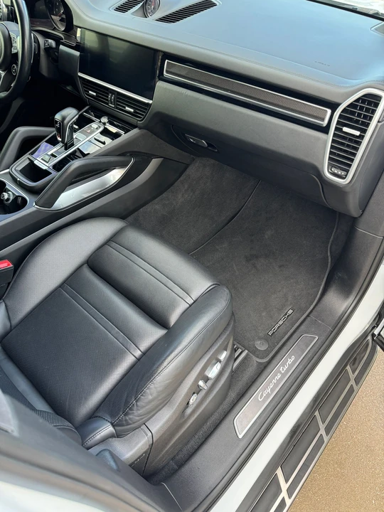 2019 Porsche 9Y0/9Y3 Cayenne Turbo - Image 10 of 16