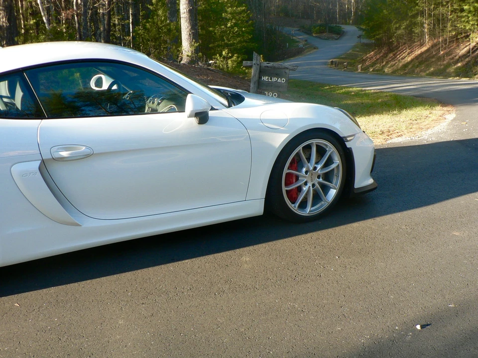 2016 Porsche 981 Cayman GT4 - Image 3 of 8