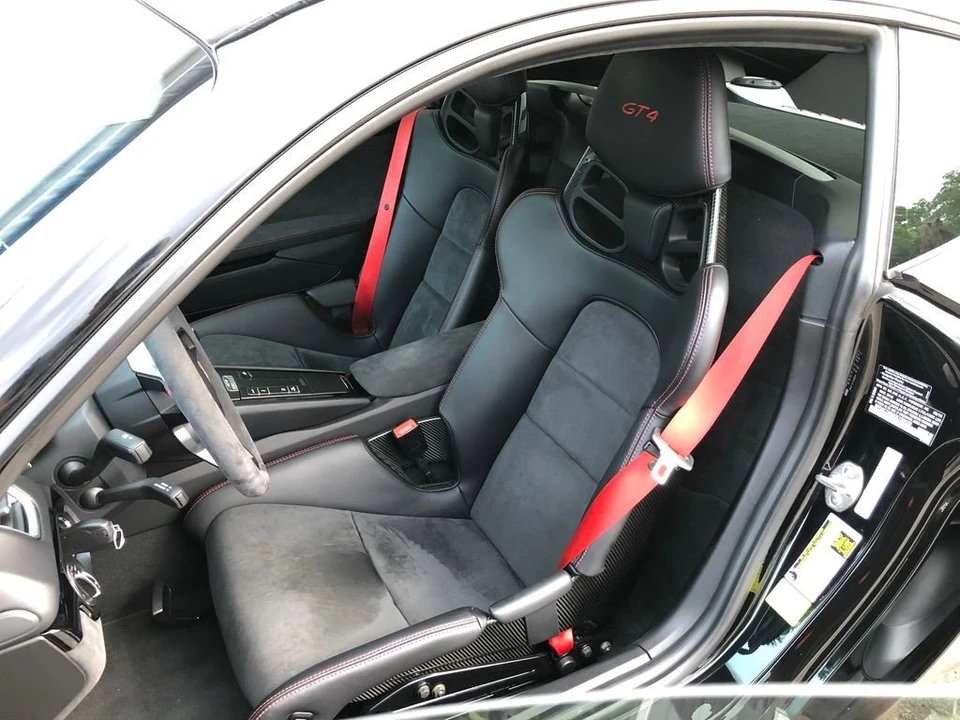 2016 Porsche 981 Cayman GT4 - Image 7 of 8