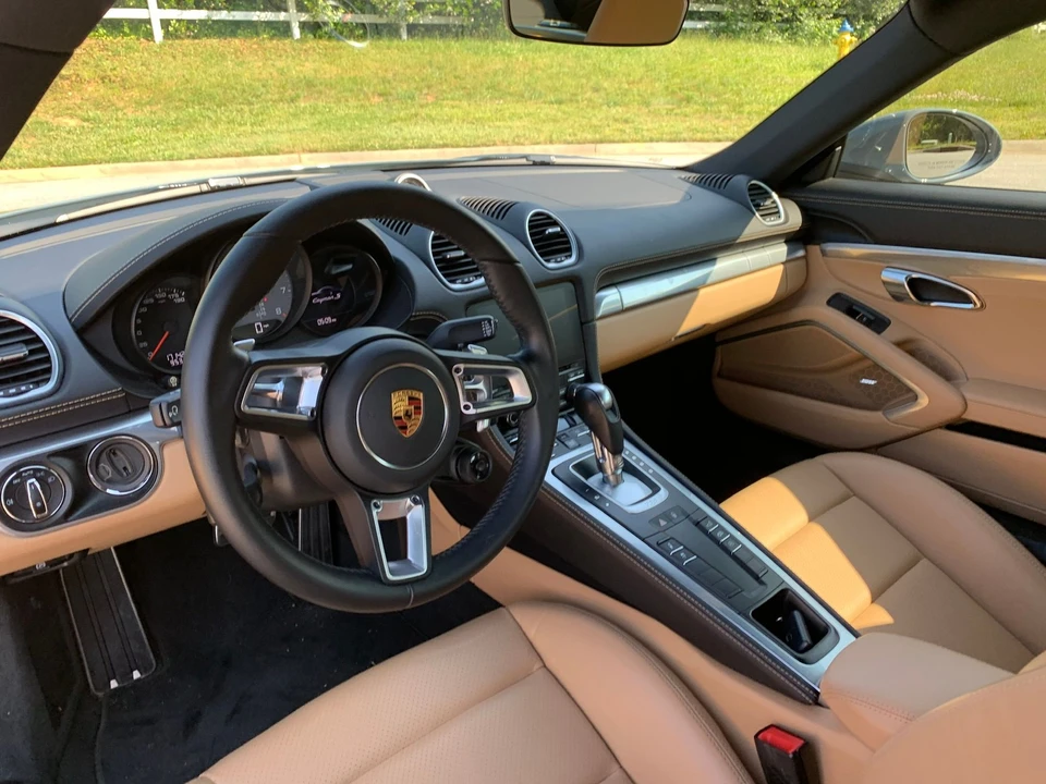 2017 Porsche 718 Cayman S - Image 5 of 11