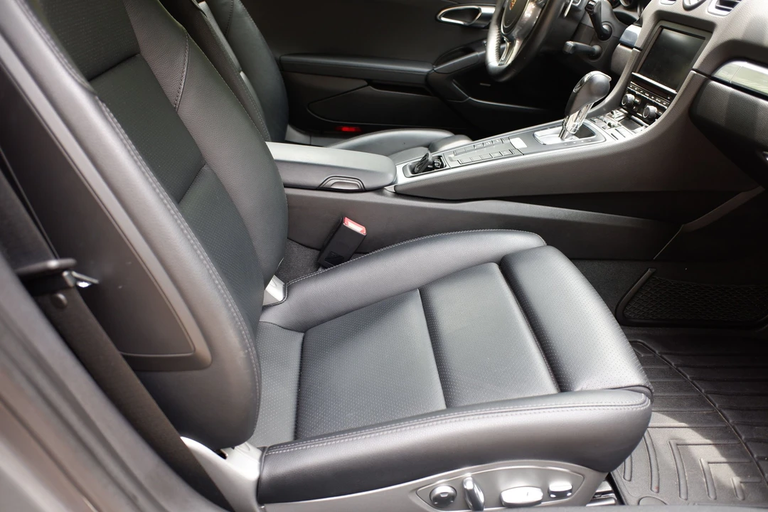 2015 Porsche 981 Cayman S - Image 4 of 12