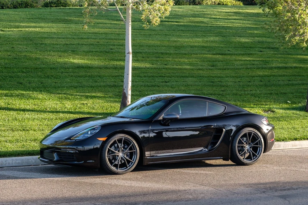 2021 Porsche 718 Cayman T - Image 4 of 25