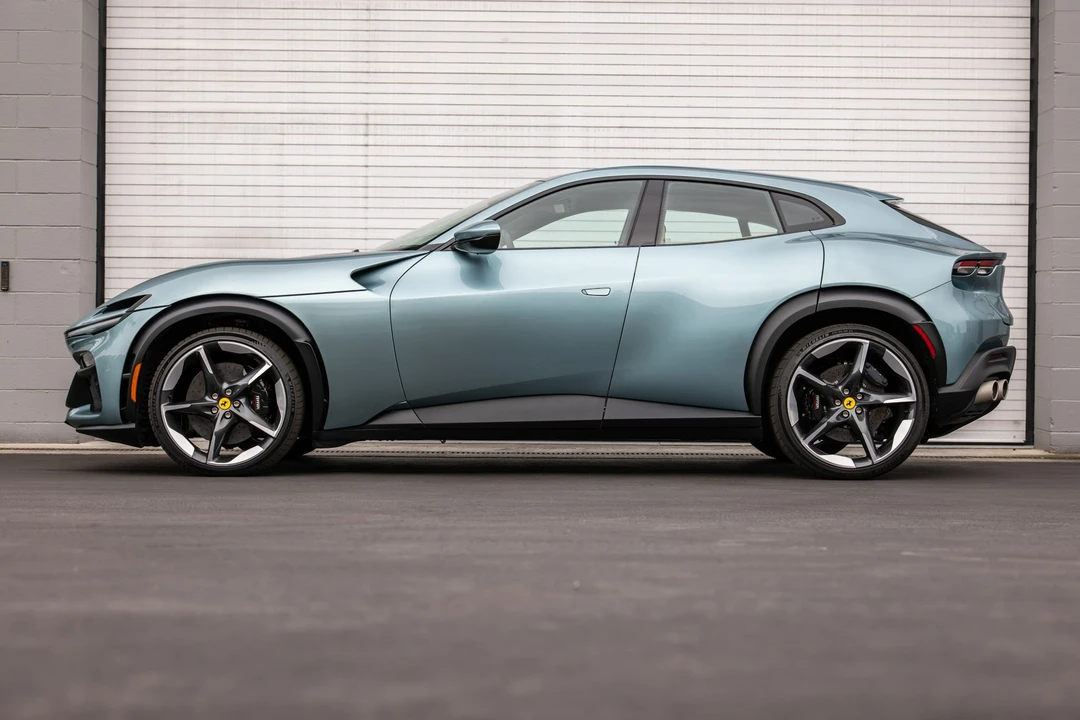 2023 Ferrari Purosangue - Image 7 of 31