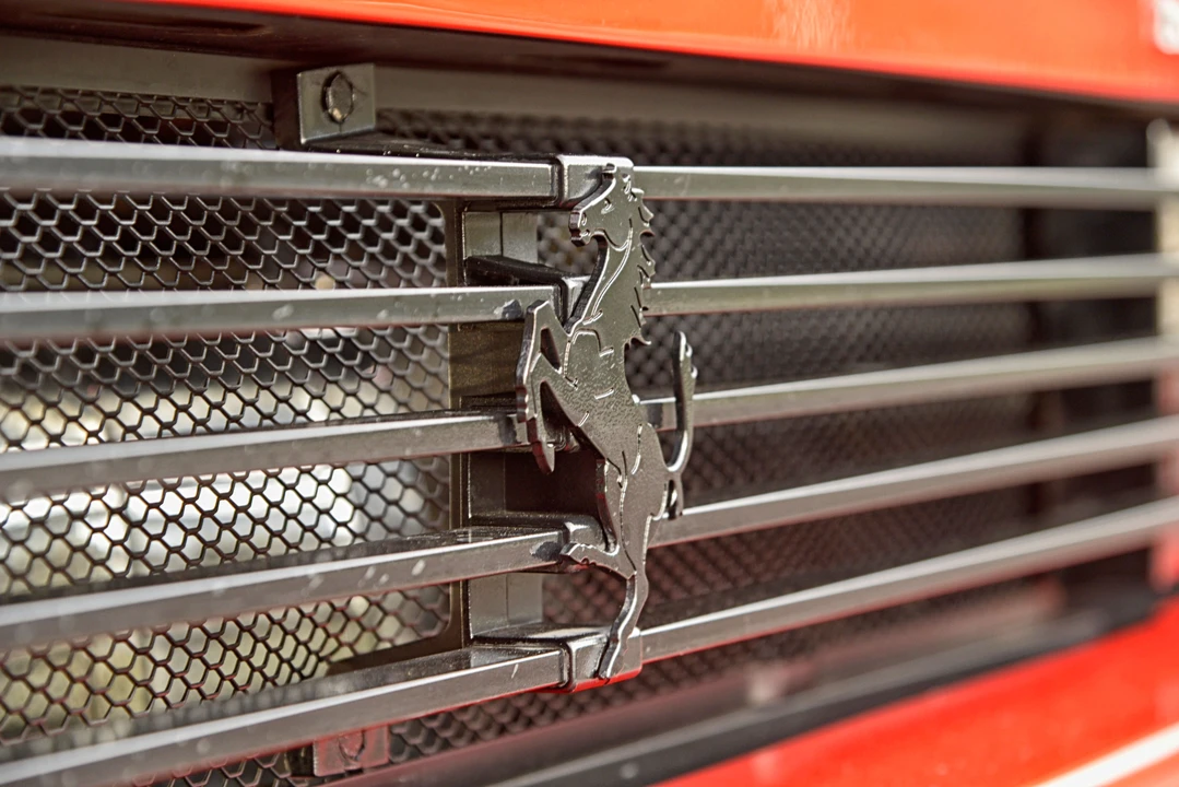 Ferrari Testarossa - Image 19 of 24