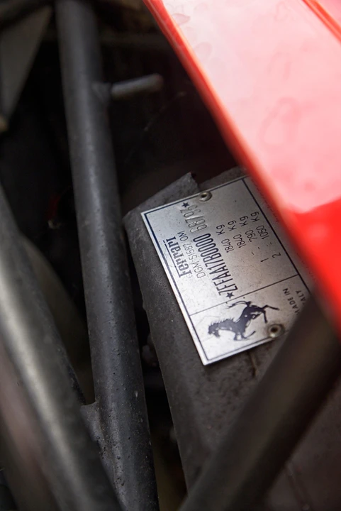Ferrari Testarossa - Image 16 of 24