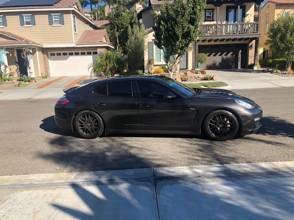 2013 Porsche 970 Panamera 4S - Image 6 of 15