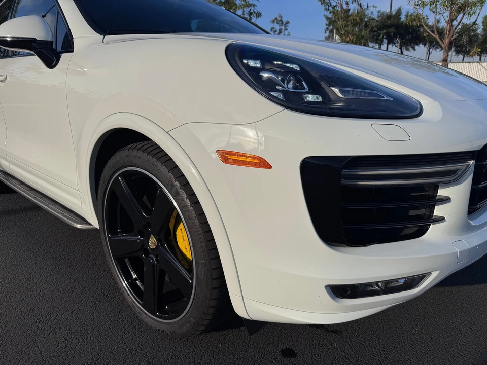 2016 Porsche 958 Cayenne Turbo - Image 11 of 31