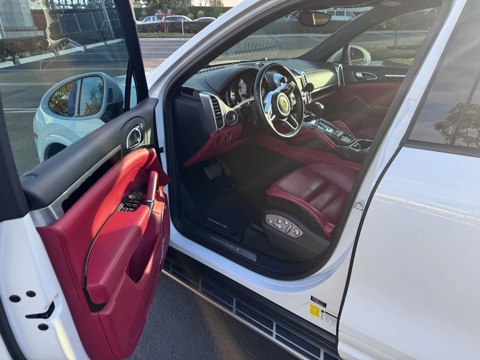 2016 Porsche 958 Cayenne Turbo - Image 19 of 31
