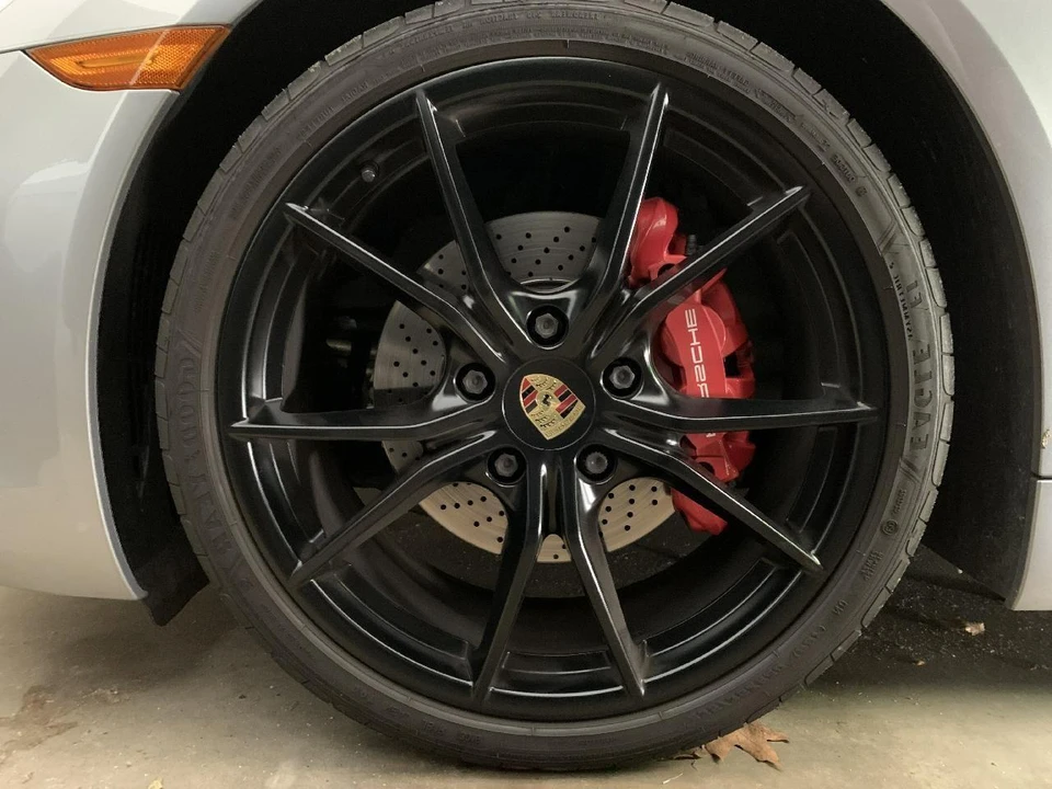 2017 Porsche 718 Cayman S - Image 9 of 10
