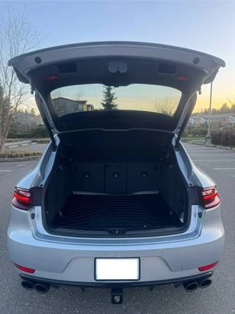 2017 Porsche Macan GTS - Image 20 of 21