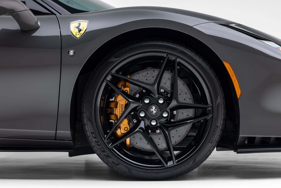 2022 Ferrari F8 Tributo - Image 17 of 31