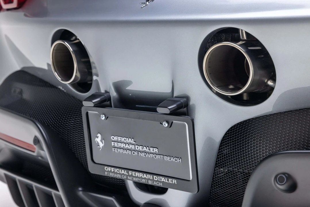 2023 Ferrari SF90 Spider - Image 18 of 31