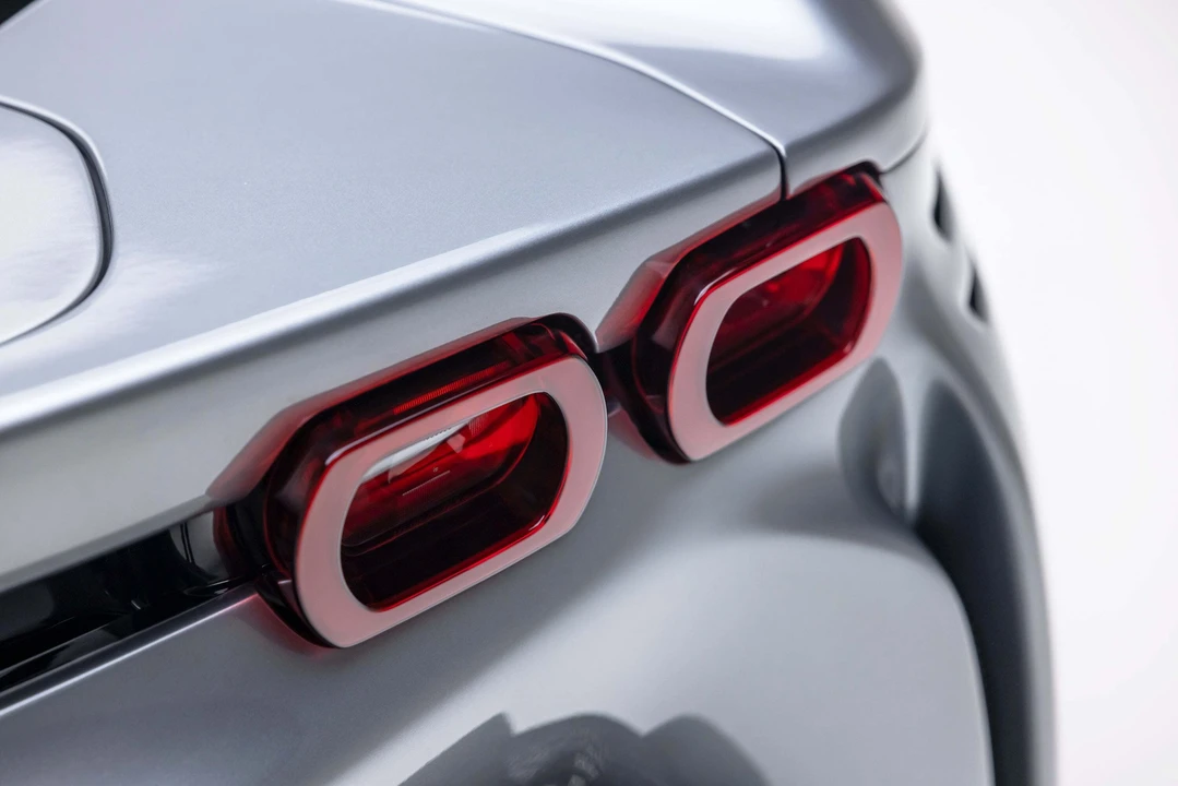 2023 Ferrari SF90 Spider - Image 20 of 31
