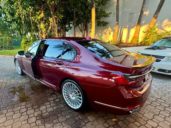 2022 BMW Alpina B7 - Image 3 of 9