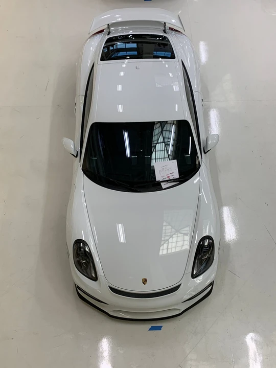 2016 Porsche 981 Cayman GT4 - Image 8 of 11