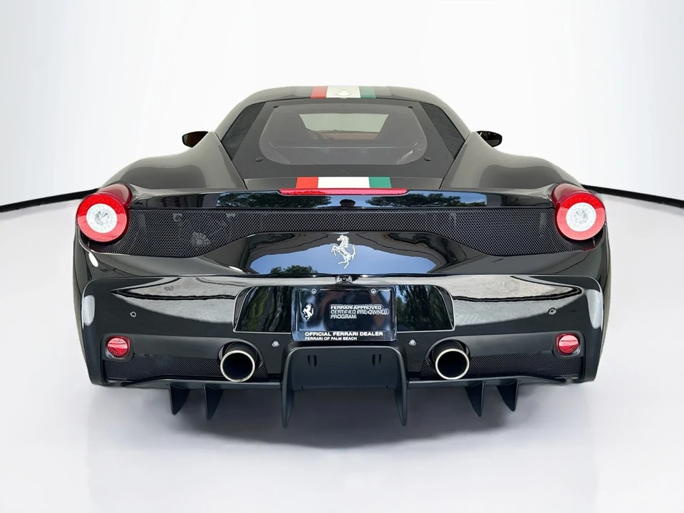 2015 Ferrari 458 Speciale - Image 6 of 27