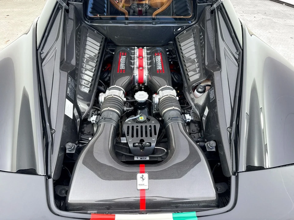 2015 Ferrari 458 Speciale - Image 25 of 27