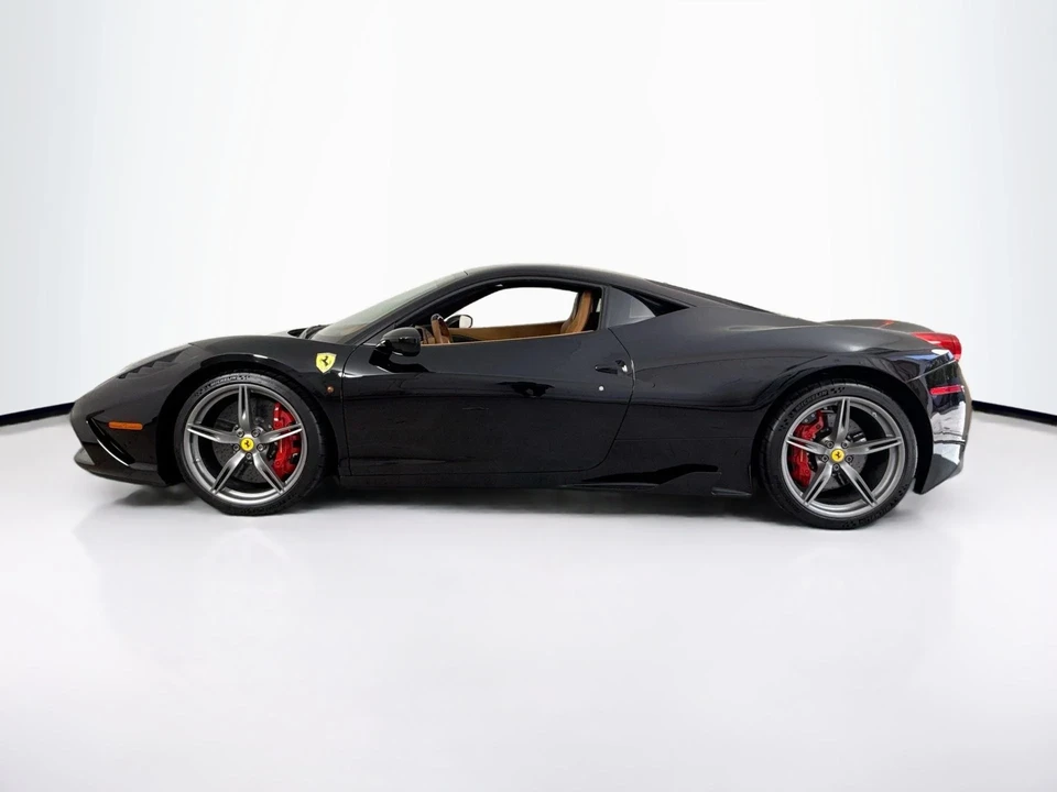 2015 Ferrari 458 Speciale - Image 4 of 27