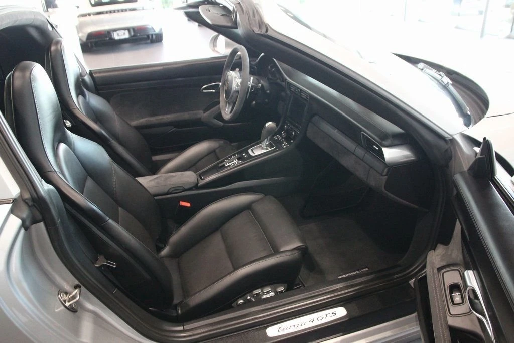 2016 Porsche 991 Targa 4 GTS - Image 14 of 14