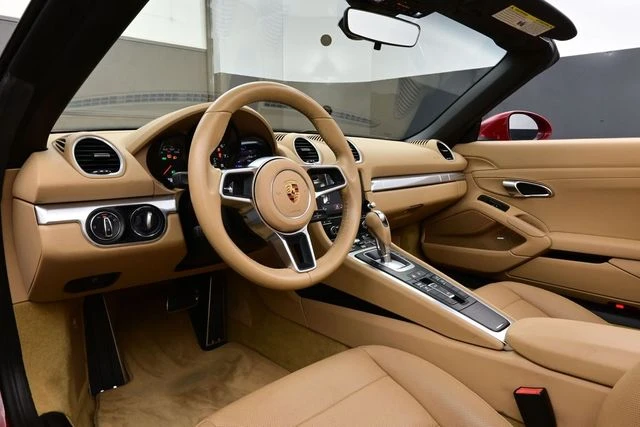 2017 Porsche 718 Boxster - Image 4 of 29