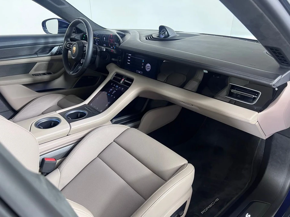 2020 Porsche Taycan Turbo S - Image 16 of 21