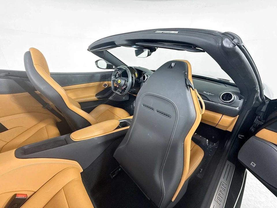 2021 Ferrari Portofino M - Image 23 of 31