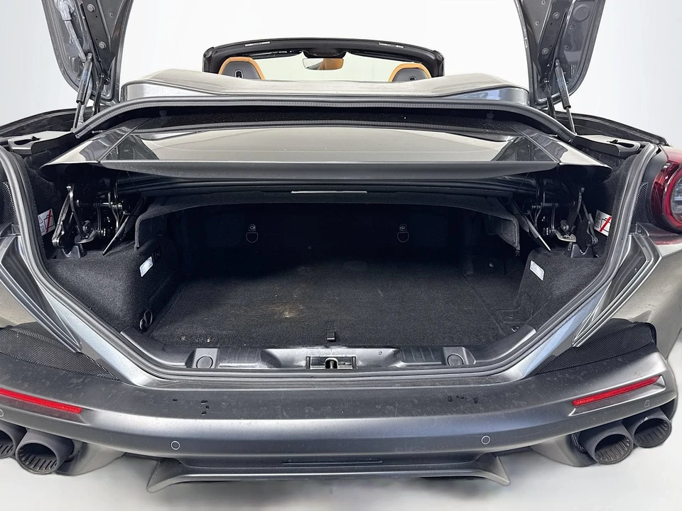 2021 Ferrari Portofino M - Image 26 of 31