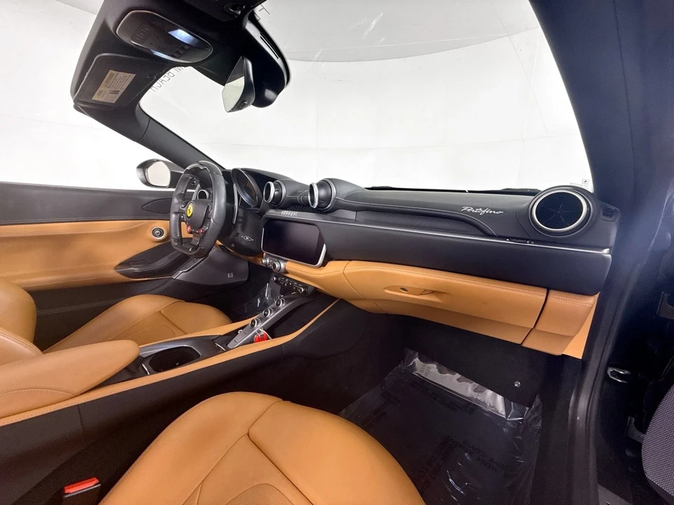 2021 Ferrari Portofino M - Image 25 of 31