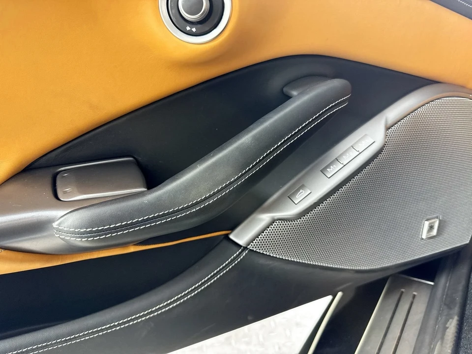 2021 Ferrari Portofino M - Image 16 of 31