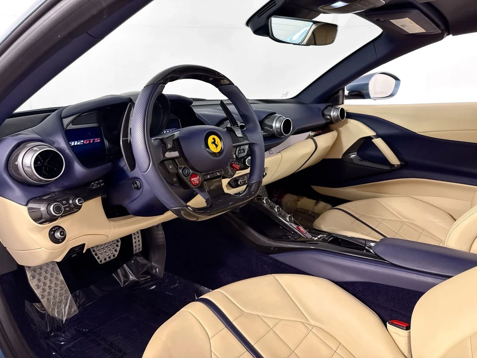 2022 Ferrari 812 GTS - Image 19 of 29
