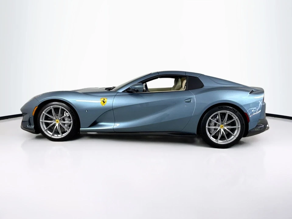 2022 Ferrari 812 GTS - Image 4 of 29