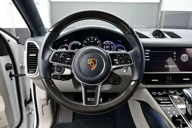 2022 Porsche 9Y0/9Y3 Cayenne Coupe - Image 8 of 31