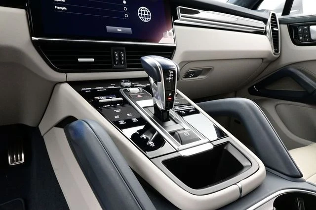 2022 Porsche 9Y0/9Y3 Cayenne Coupe - Image 11 of 31