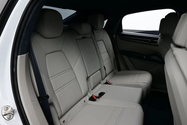 2022 Porsche 9Y0/9Y3 Cayenne Coupe - Image 17 of 31