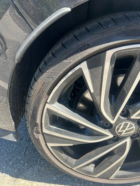 2022 Volkswagen GTI Mk8 - Image 3 of 9