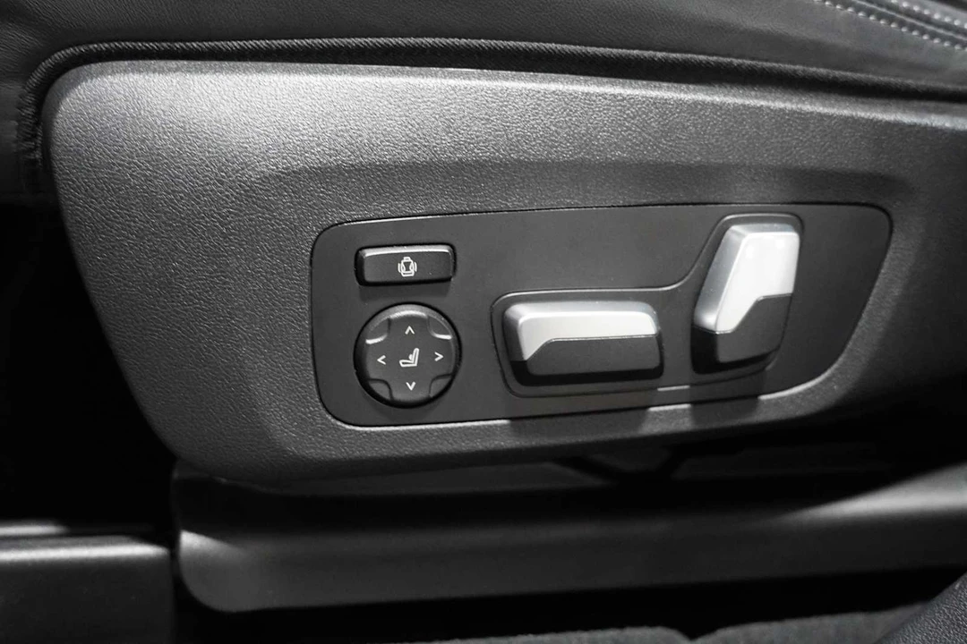 2023 BMW X3 M - Image 13 of 25