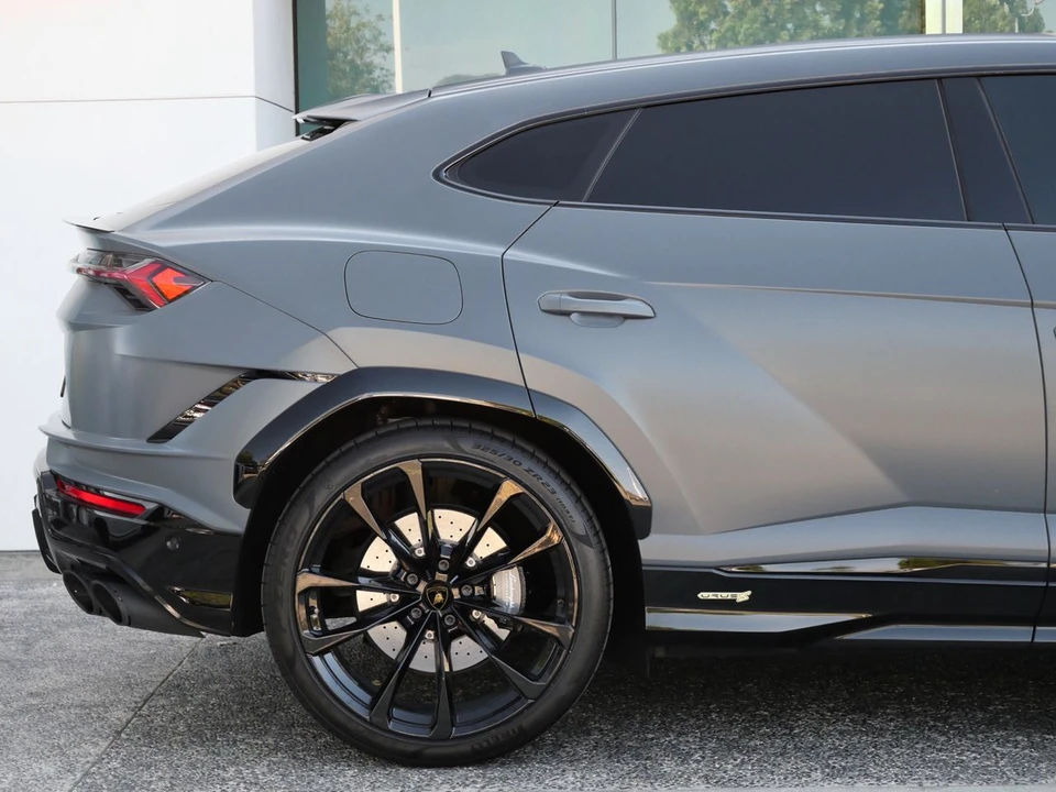 2023 Lamborghini Urus S - Image 9 of 27