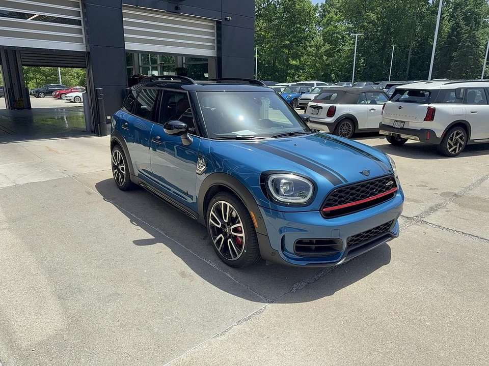 2023 Mini Countryman - Image 2 of 7