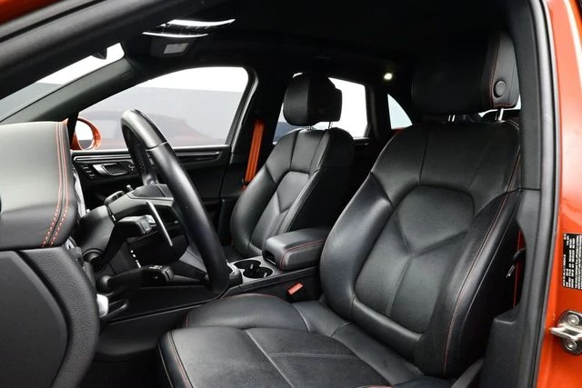2023 Porsche Macan - Image 5 of 31