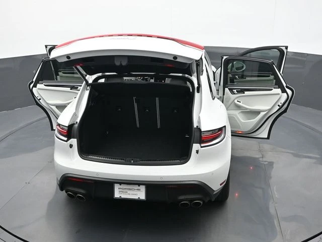 2023 Porsche Macan S - Image 26 of 31