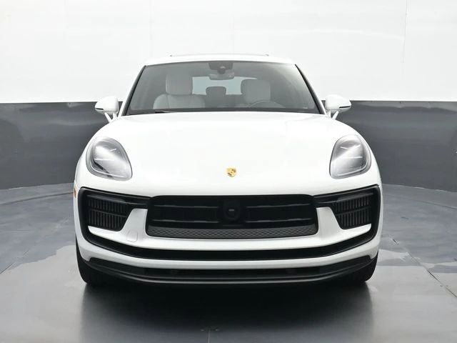 2023 Porsche Macan S - Image 24 of 31