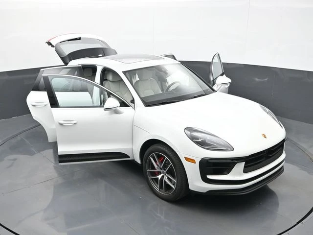 2023 Porsche Macan S - Image 31 of 31