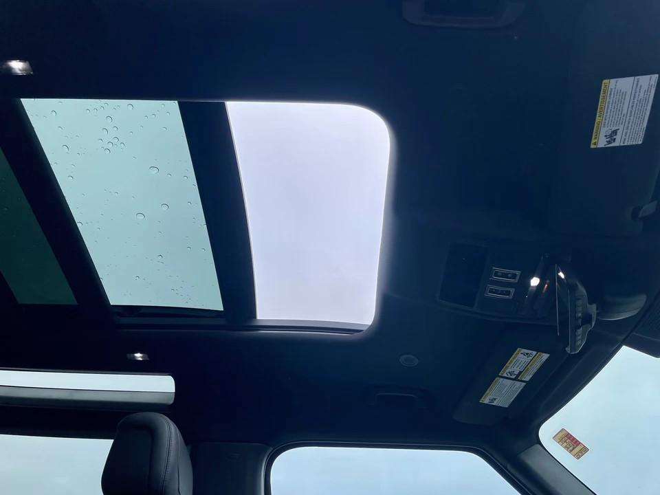 2024 Land Rover Defender L663 - Image 17 of 31