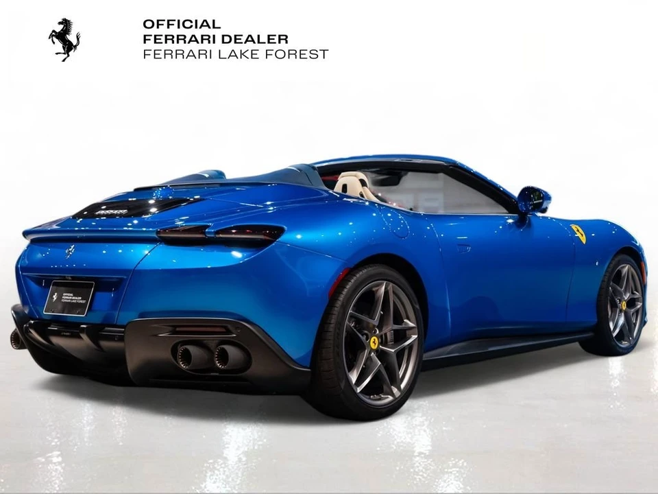 2024 Ferrari Roma Spider - Image 10 of 31