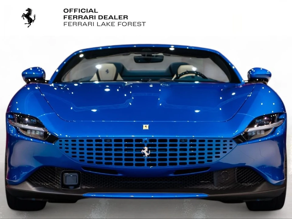 2024 Ferrari Roma Spider - Image 7 of 31