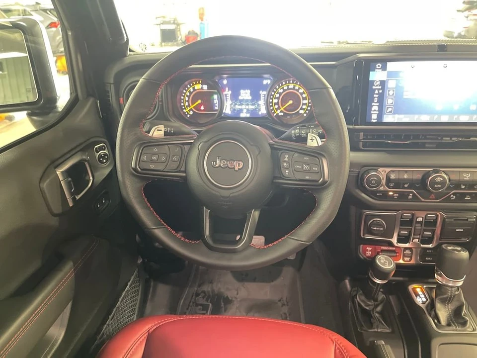 2024 Jeep JL Wrangler Rubicon 392 - Image 17 of 28