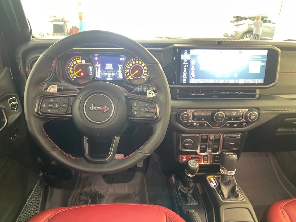 2024 Jeep JL Wrangler Rubicon 392 - Image 18 of 28